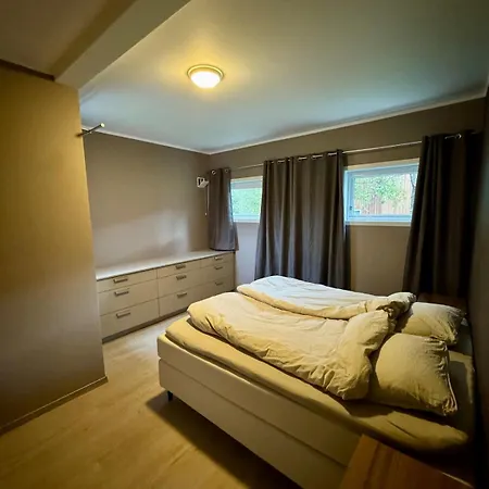 Centrally Located Spacious 2br With View Tromsø