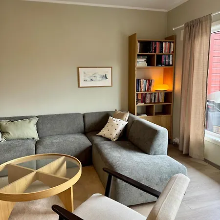 Centrally Located Spacious 2br With View Appartement