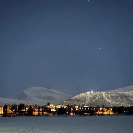 Centrally Located Spacious 2br With View * Tromsø