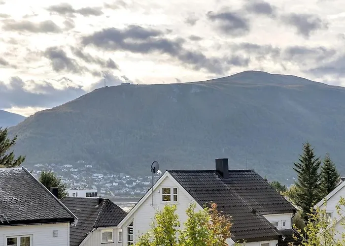 Centrally Located Spacious 2br With View *