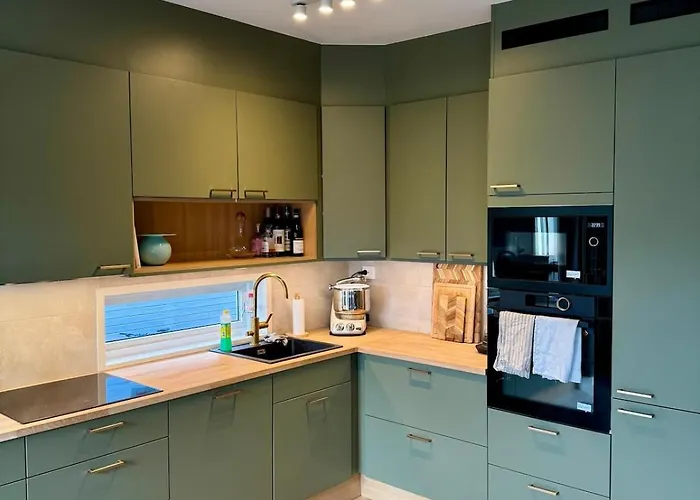 Centrally Located Spacious 2br With View Tromsø