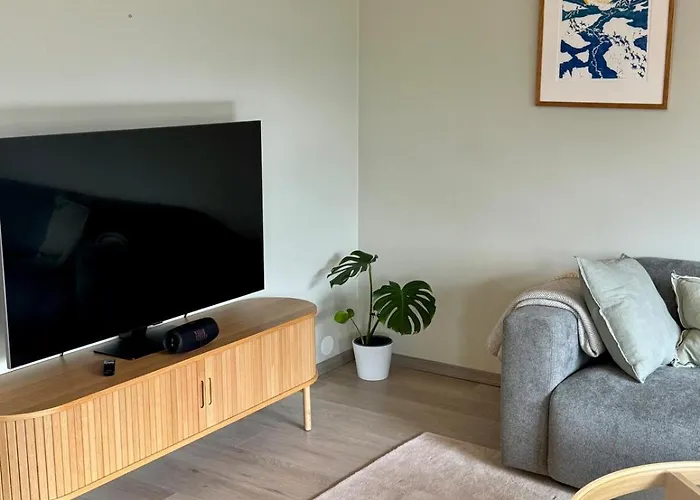 Centrally Located Spacious 2br With View Apartamento