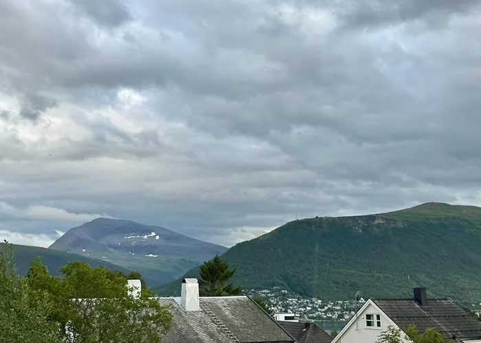 Apartamento Centrally Located Spacious 2br With View *